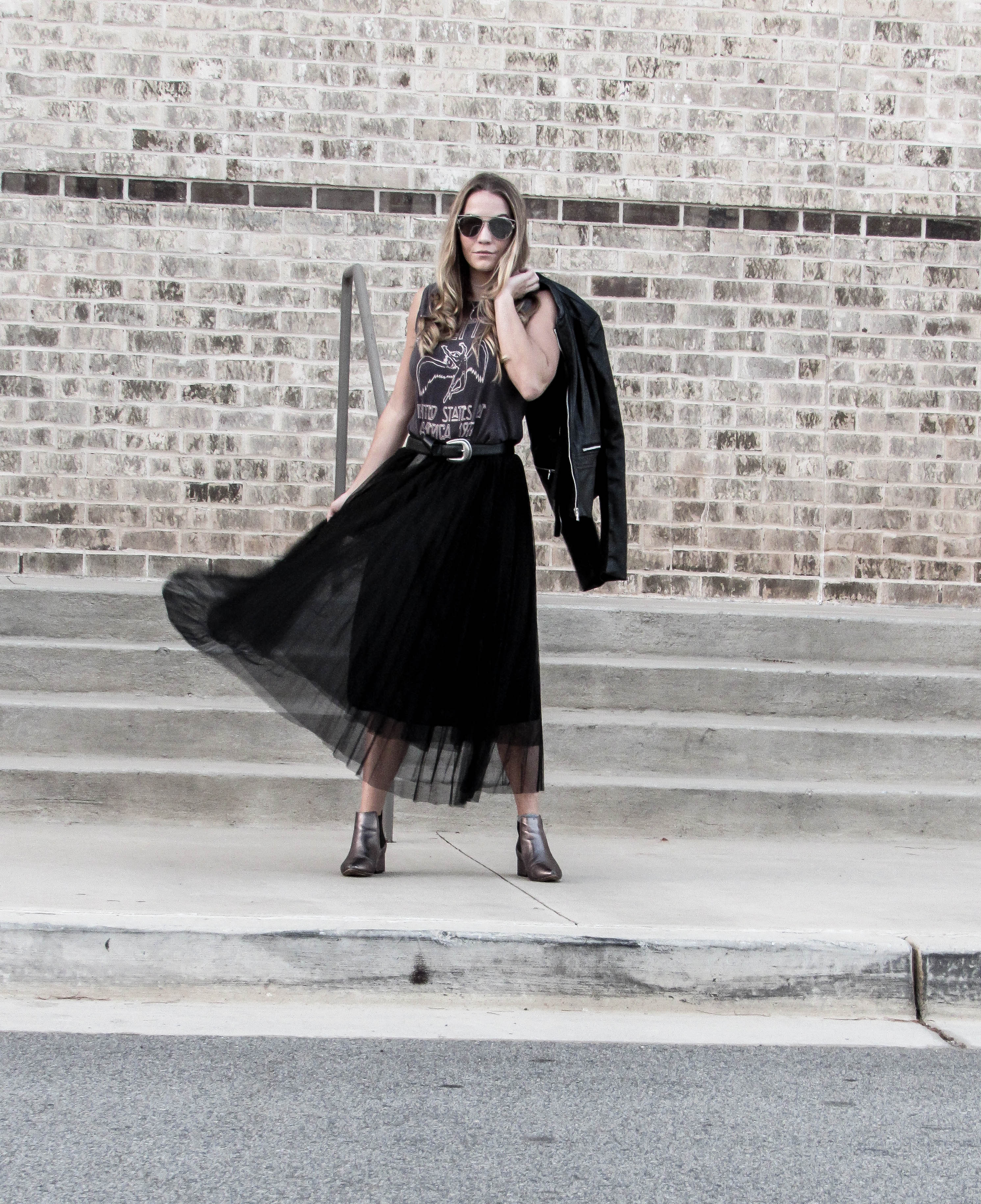 shein_black_mesh_pleated_skirt_outfit_pinterest_blog_lovin_zerouv_mirror_lens_sunglasses